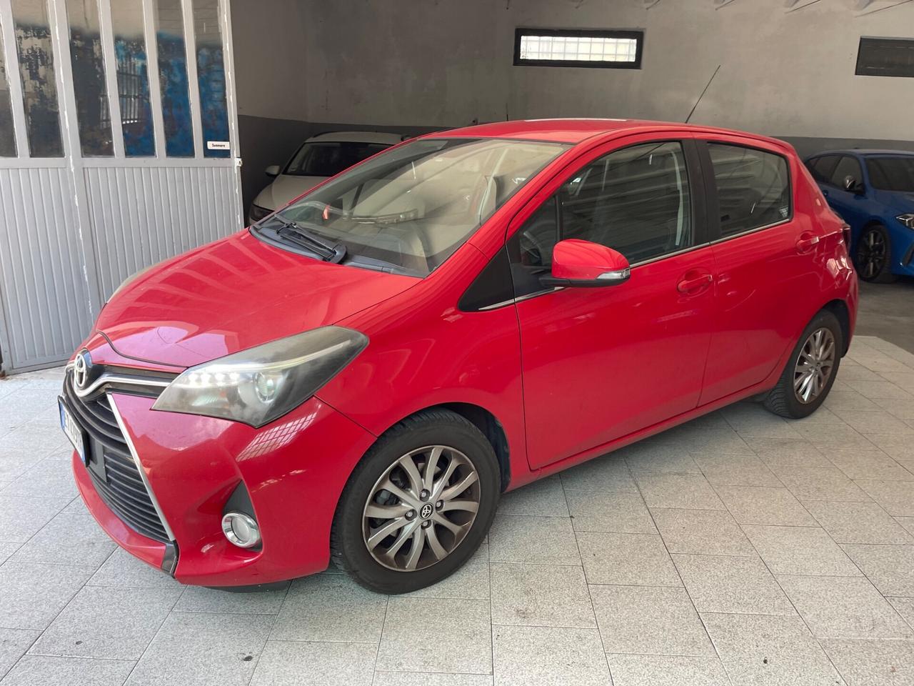 Toyota Yaris 1.4 D-4D 5 porte Lounge