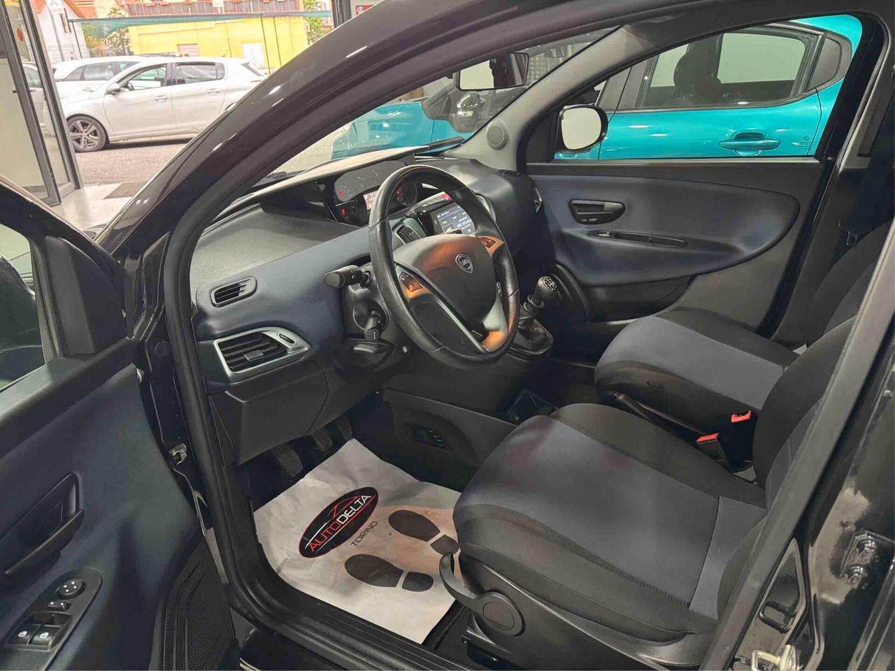 Lancia Ypsilon LanciaYpsilon 1.0 FireFly 5 porte S&S Hybrid Gold