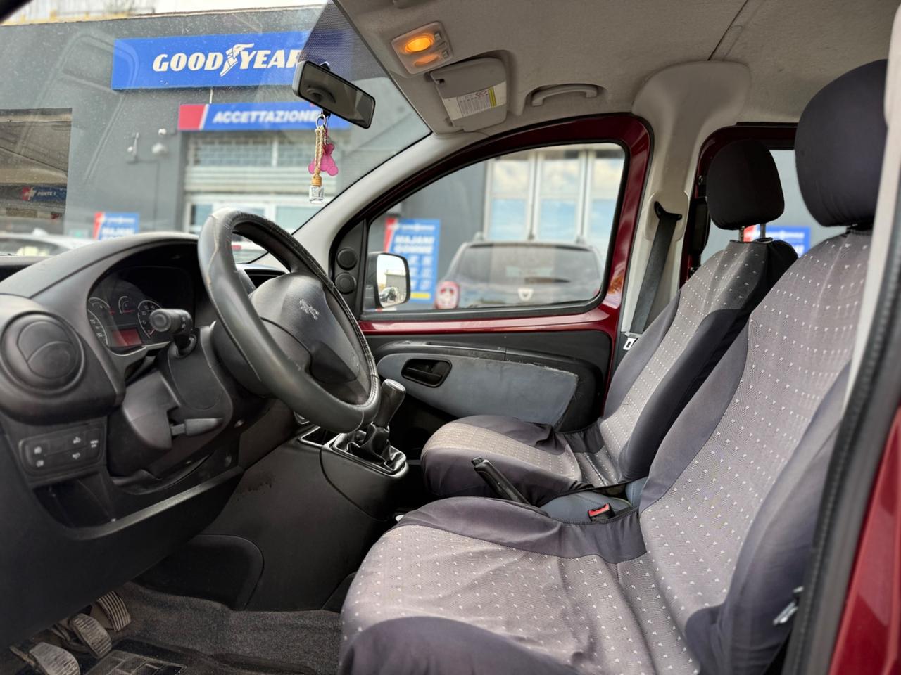 Peugeot Bipper 1.4D ok neopatentati 2011