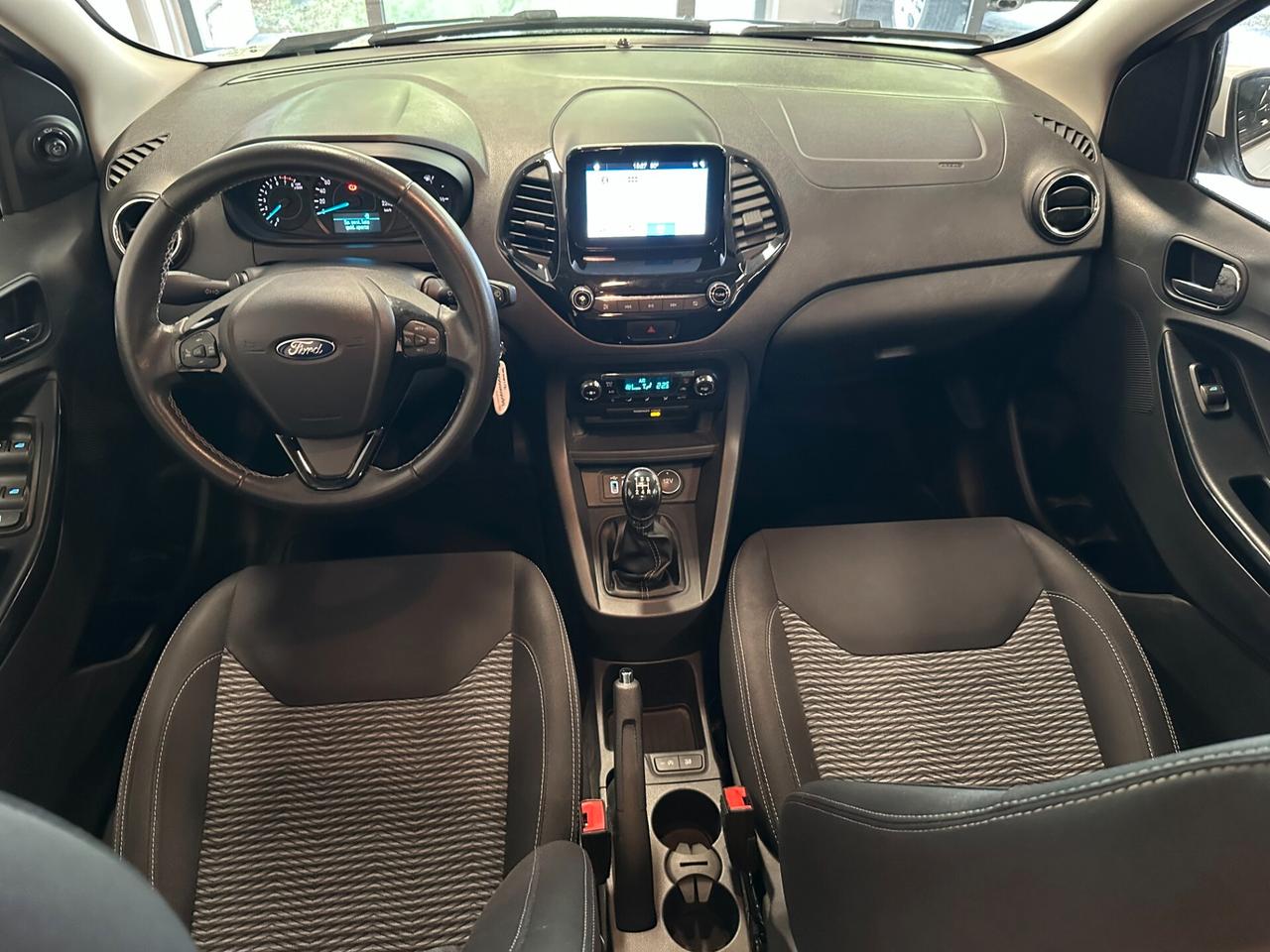Ford Ka+ 1.2 Ultimate 85cv - neopatentati