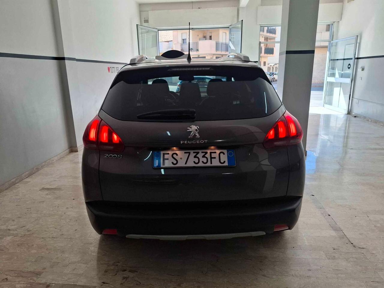 Peugeot 2008 1.6 BlueHDi 120 S&S Allure - 2018