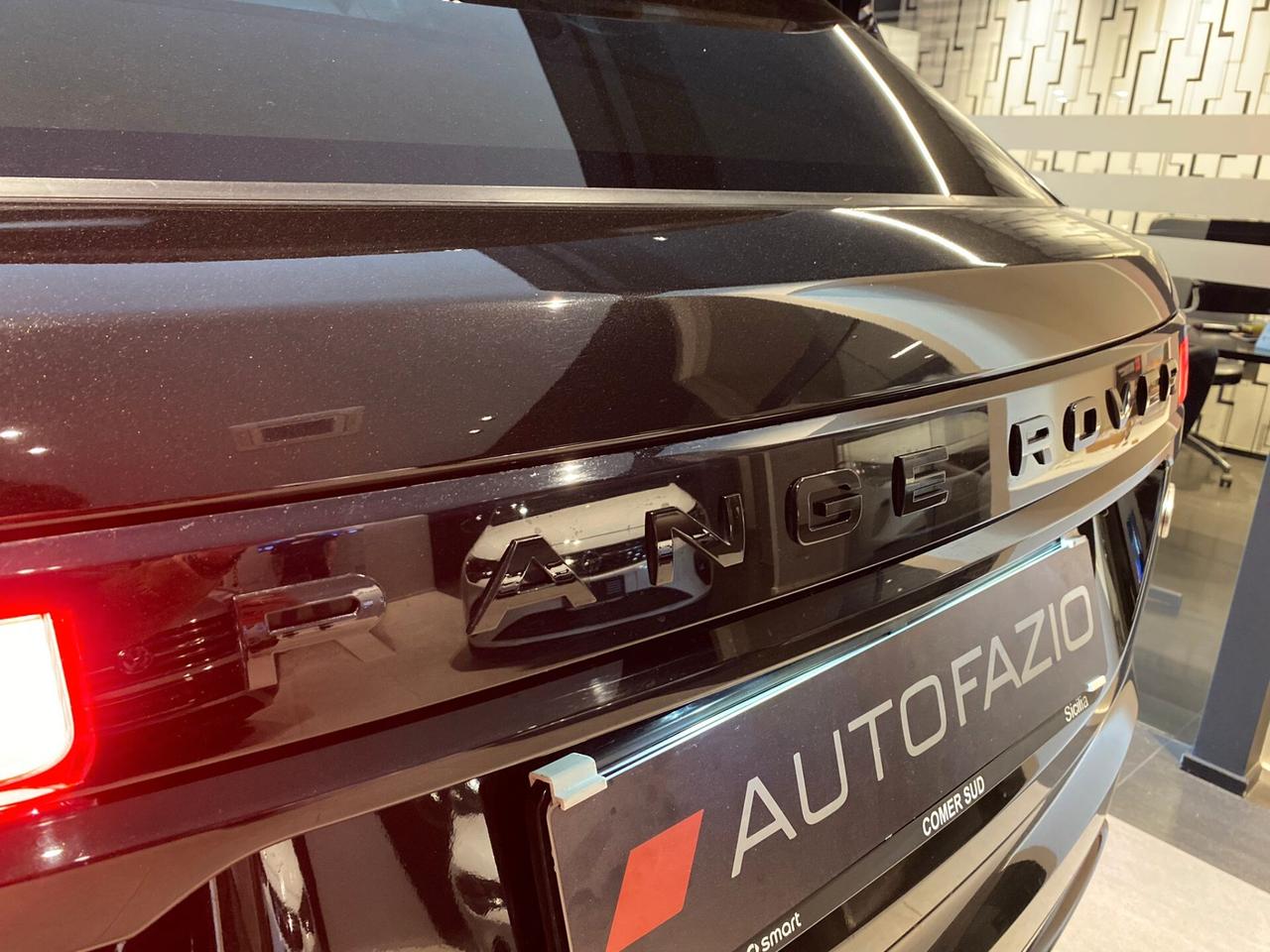Land Rover Range Velar 2.0D I4 240 CV HSE