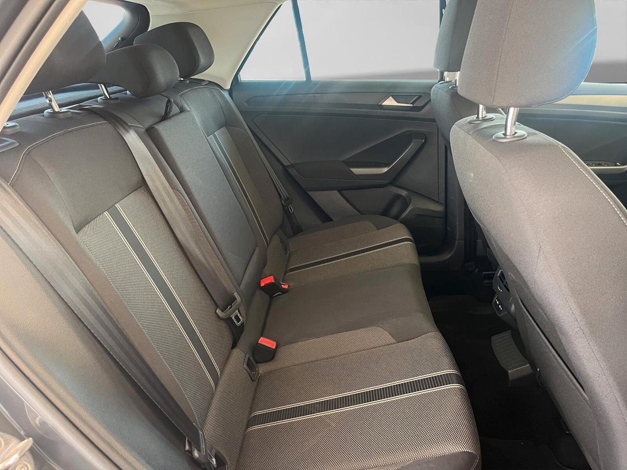 Volkswagen T-Roc 2.0 TDi Style +Navi 116cv NEOPATENTATI