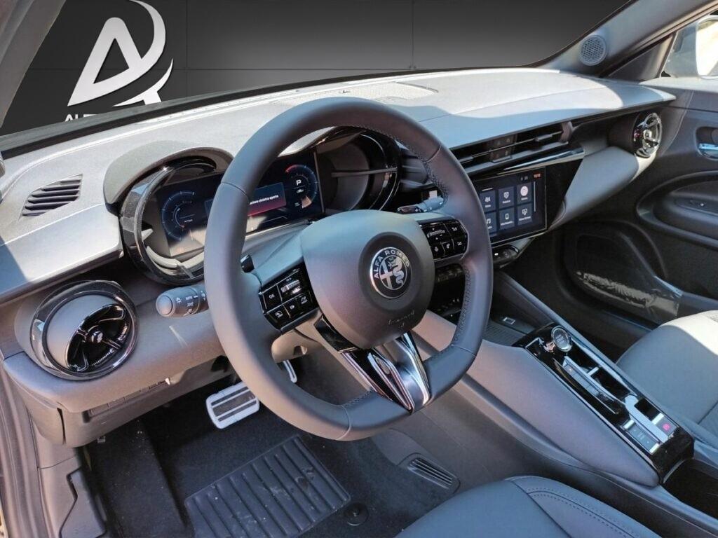 Alfa Romeo Junior 1.2 145 CV Hybrid eDCT6 Speciale KM 0 PRONTA CONSEGNA!
