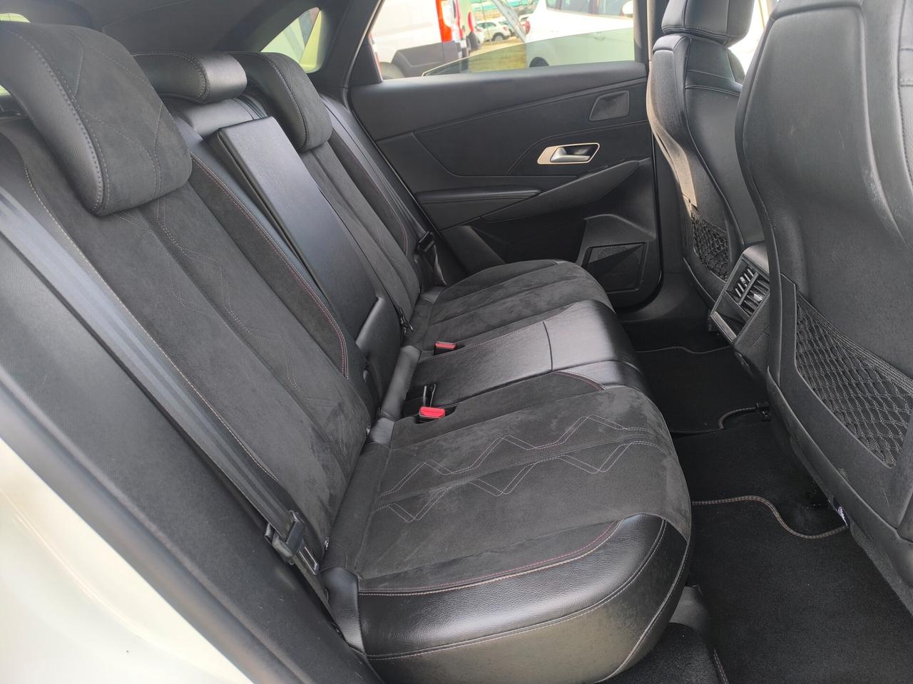 Ds 7 Crossback BlueHDi 130 aut. Performance Line+