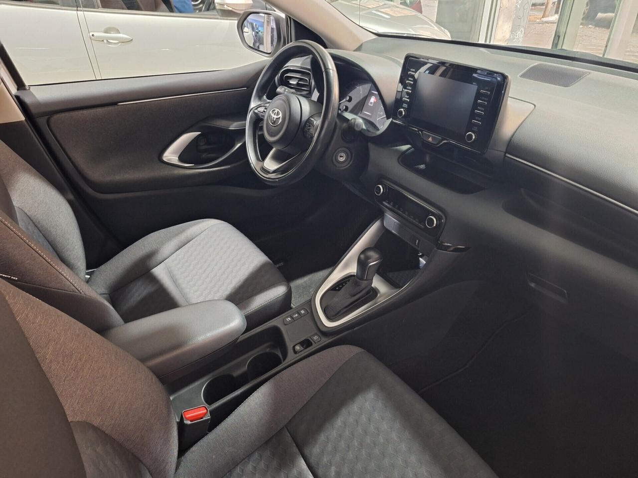 Toyota Yaris 1.5 Hybrid 93cv 1 PROPRIETARIO