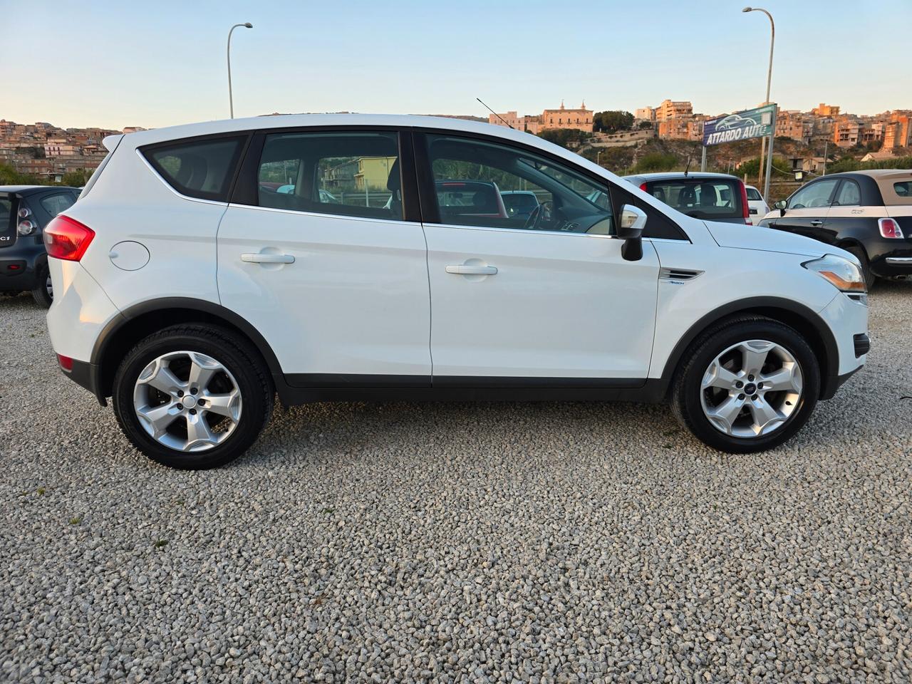 Ford Kuga 2.0 TDCi 140 CV 2WD Titanium DPF