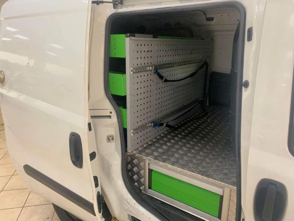 Fiat Doblò 1.4 T-Jet Natural Power *ATTREZZATO+220V*