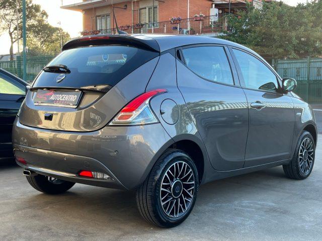 LANCIA Ypsilon 1.0 FireFly 5 porte S&S Hybrid Platino