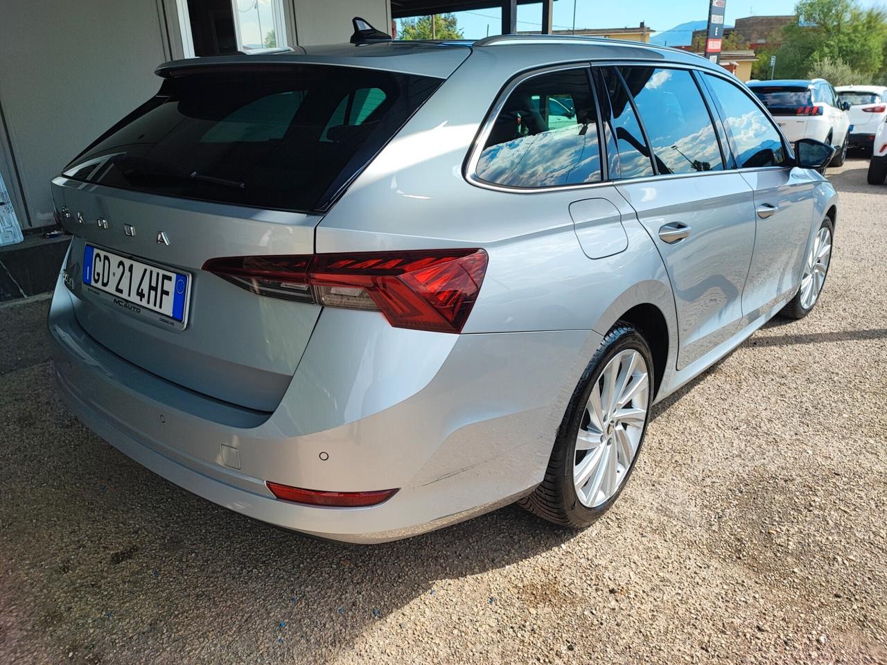 Skoda Octavia 2.0 TDI EVO SCR 150 CV DSG Wagon Style