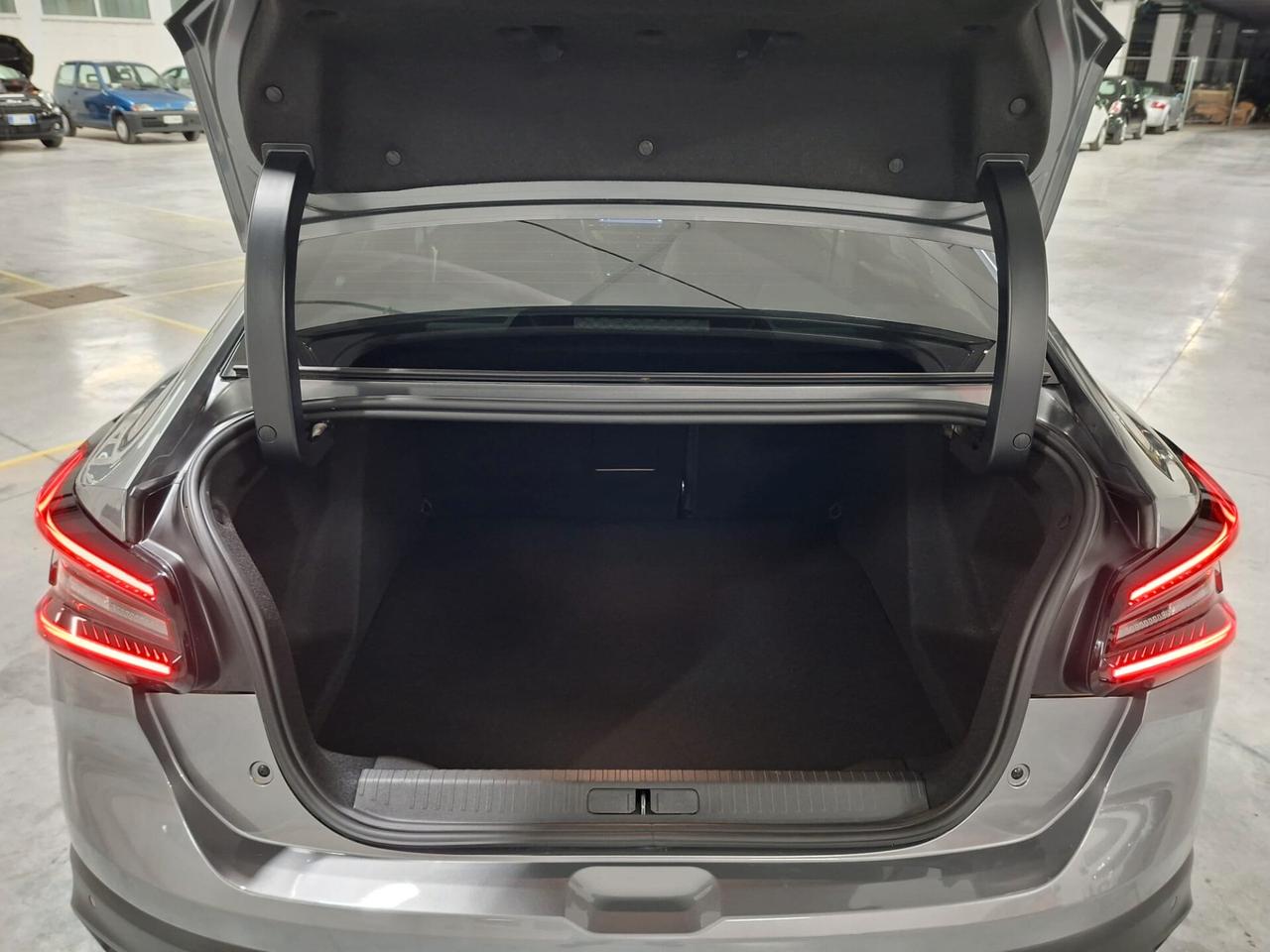 Citroen C4 X 1.2 PureTech 130CV Plus EAT8 Km. 0 MY'25