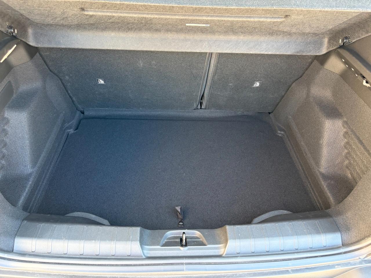 Jeep Avenger 1.2 Turbo Longitude targata 12.2025