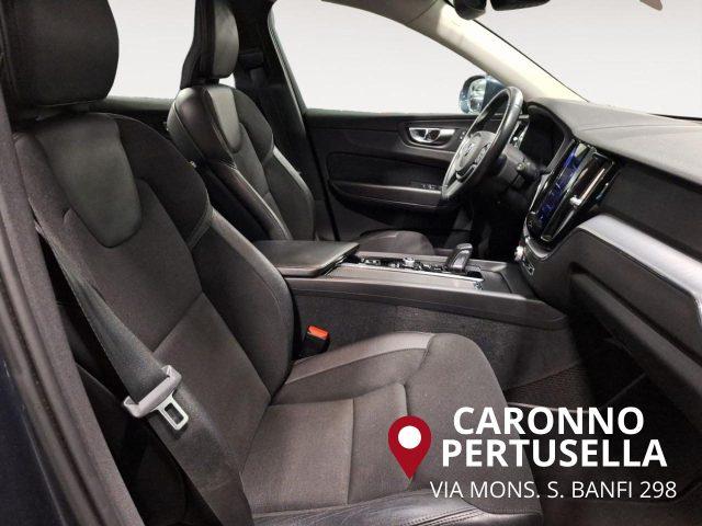 VOLVO XC60 B4 (d) AWD Geartronic Momentum