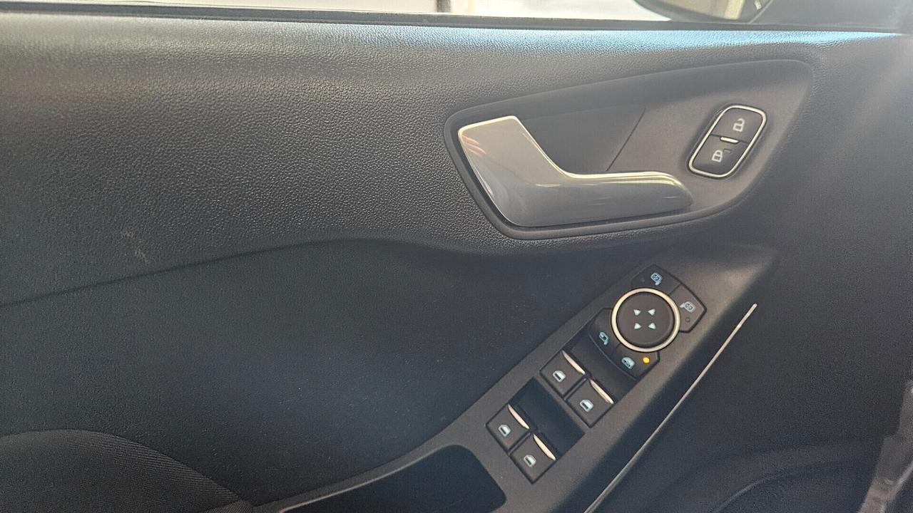 Ford Fiesta 1.1 75 CV GPL 5 porte Titanium