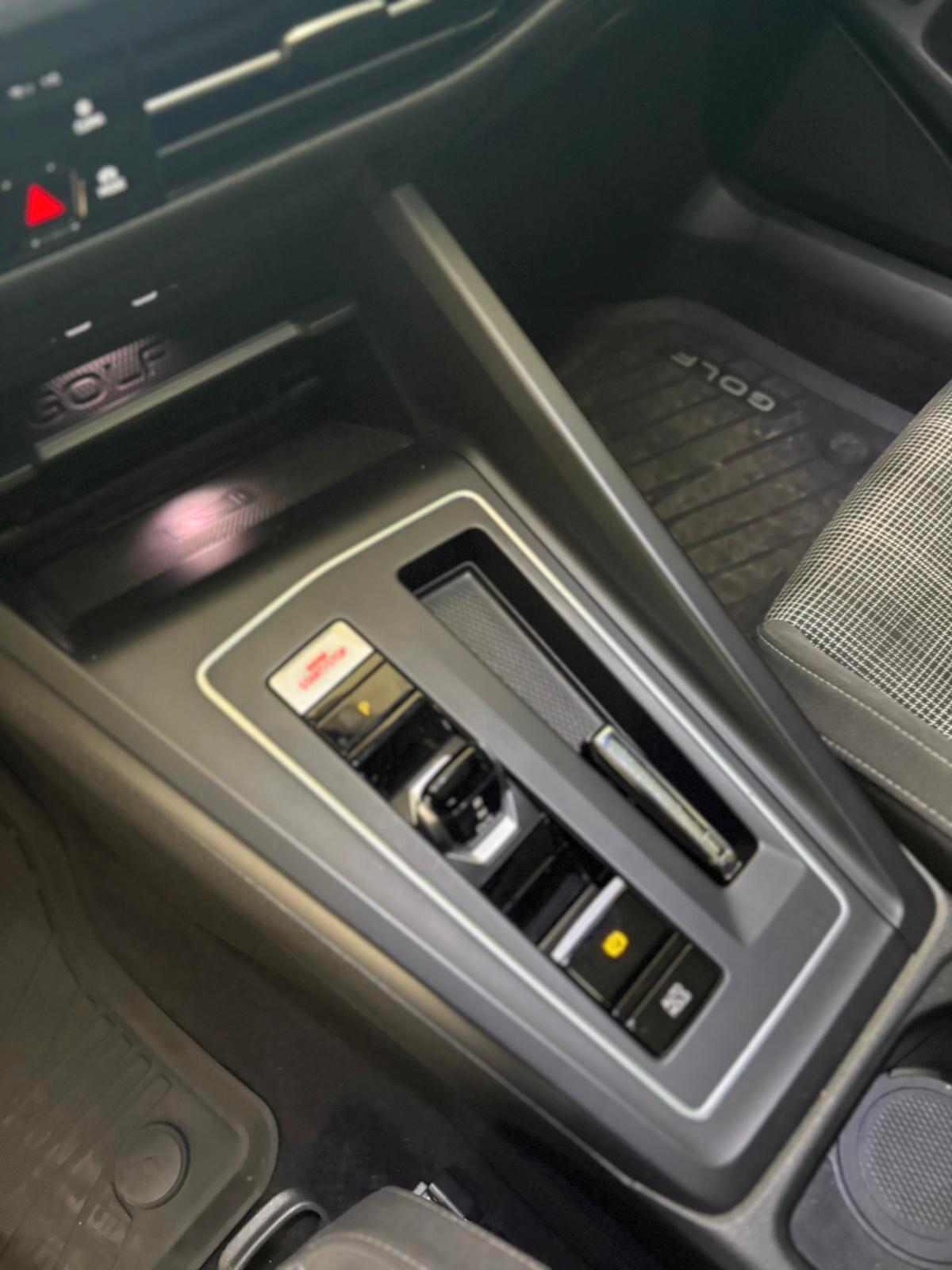 Volkswagen Golf 2.0 TDI DSG GTD