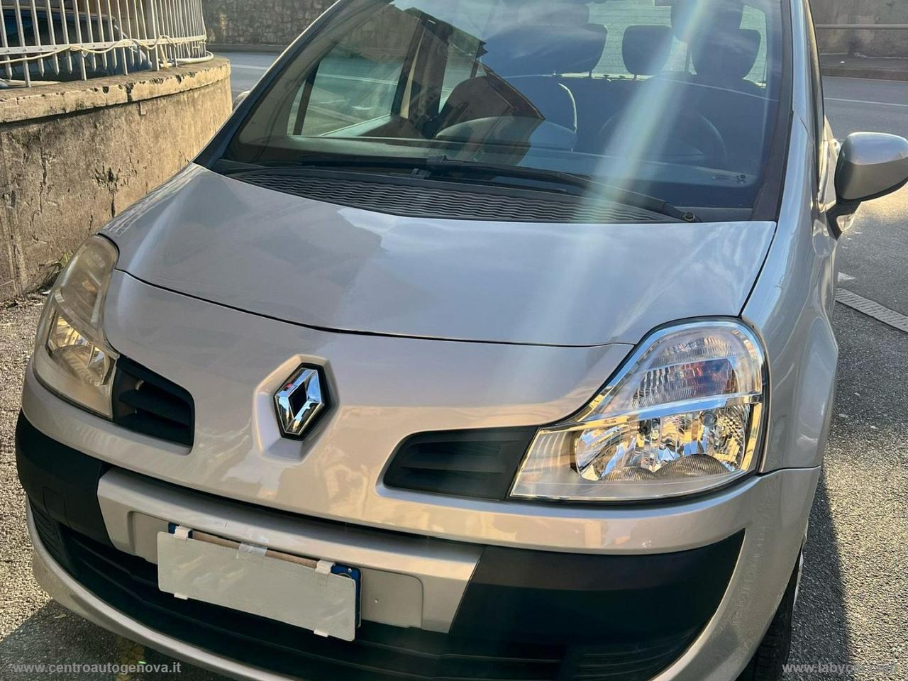 RENAULT Grand Modus 1.5 dCi 70 CV