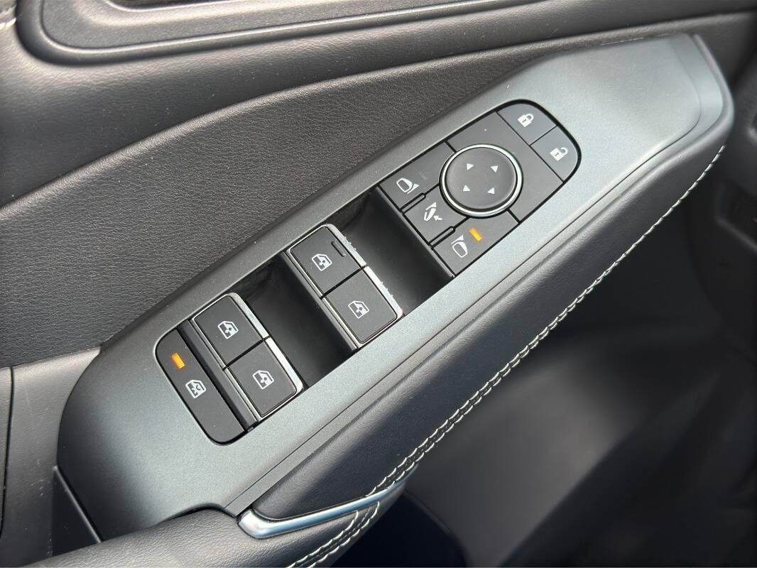 Nissan Qashqai 1.3 mhev N-Connecta 158cv Con Tetto Panoramico