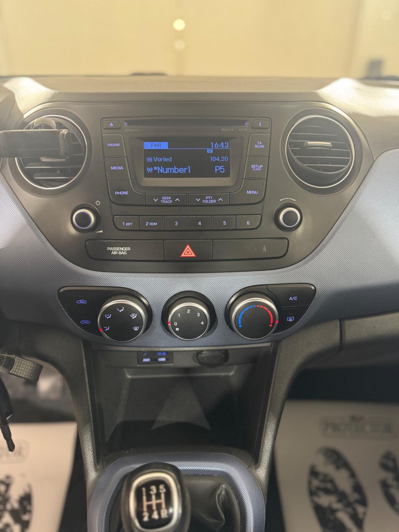 Hyundai i10 1.0 *NEOPATENTATI*