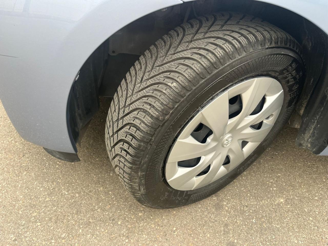 Toyota Verso-S 1.4D 2012 96.000km cambio automatico