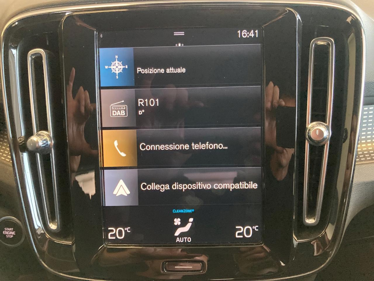 VOLVO XC40 1.5 t5 phev R-design auto