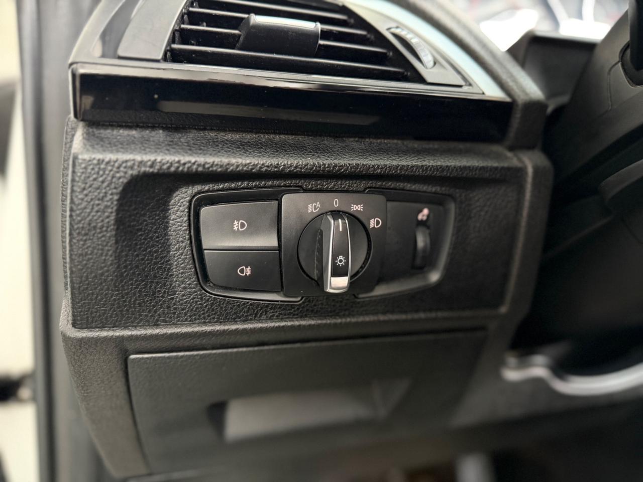 Bmw 218i Cabrio Sport Bianco Perla