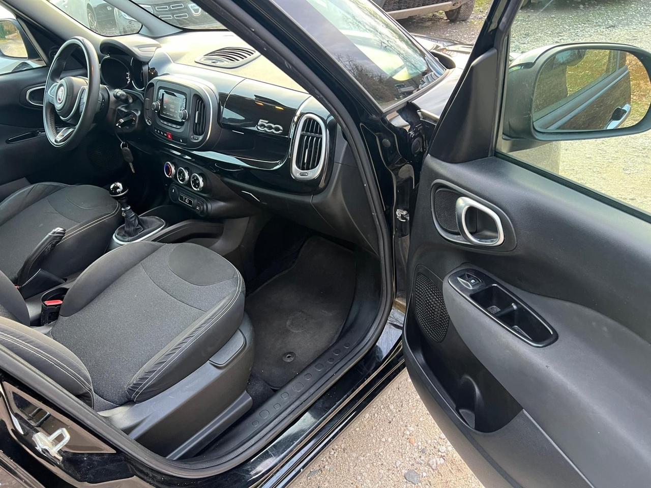 Fiat 500L 1.4 95 CV Lounge neopatentati rate