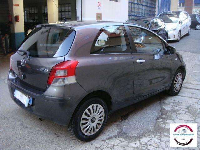 TOYOTA - Yaris - 1.3 3p. M-MT Sol