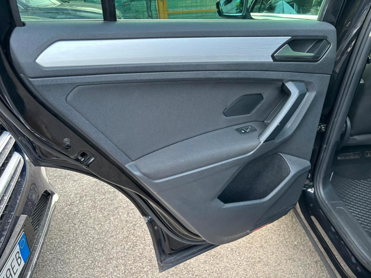 Volkswagen Tiguan 1.6 TDI SCR OK Neopatentati