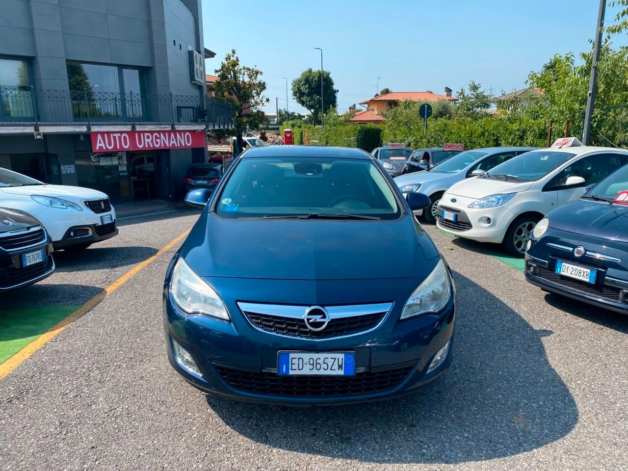Opel Astra 1.7 CDTI 110CV Station Wagon Cosmo