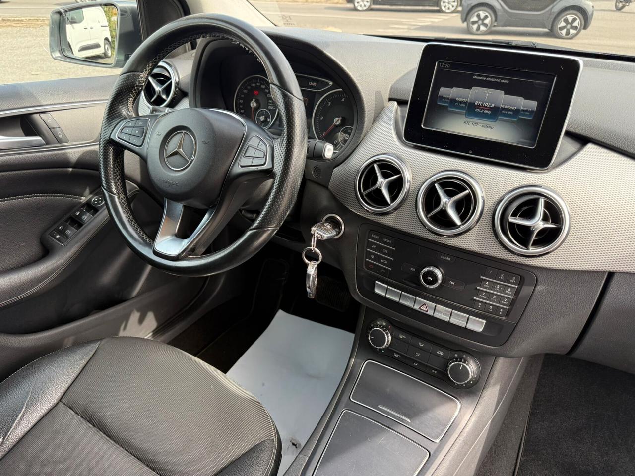 MERCEDES-BENZ CLASSE B180CDI AUTOMATICA SPORT