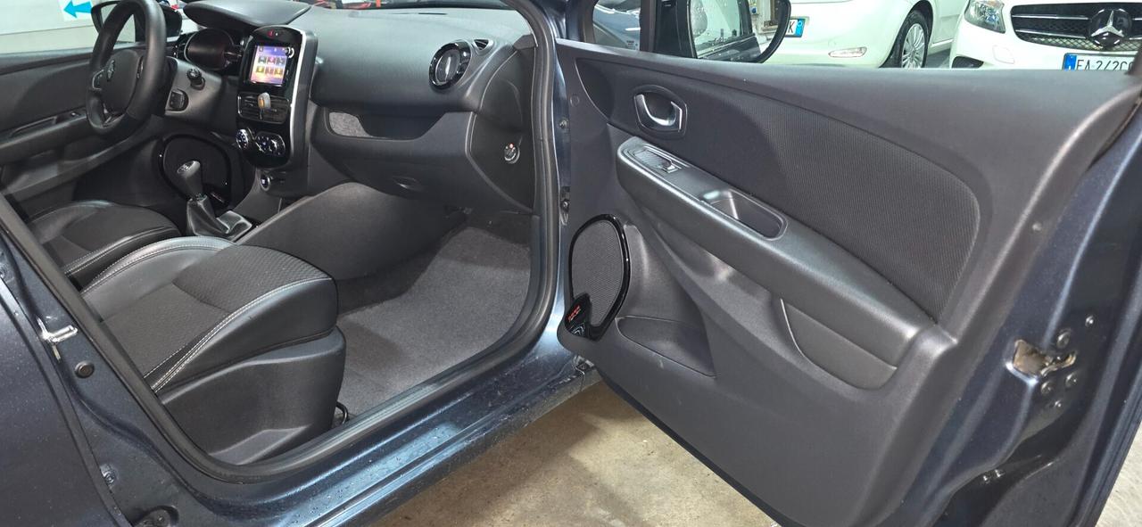 Renault Clio Sporter dCi 8V 90 CV Moschino Intens
