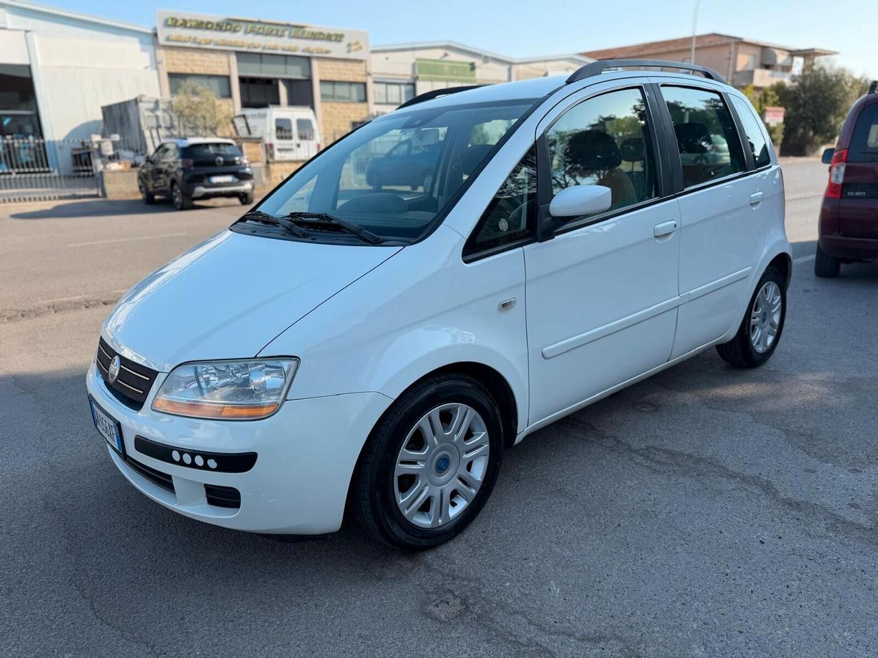 Fiat Idea 1.3 Multijet 16V Emotion