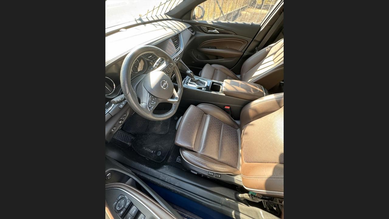 Opel Insignia 2021 2.0 PROBLEMI MOTORE