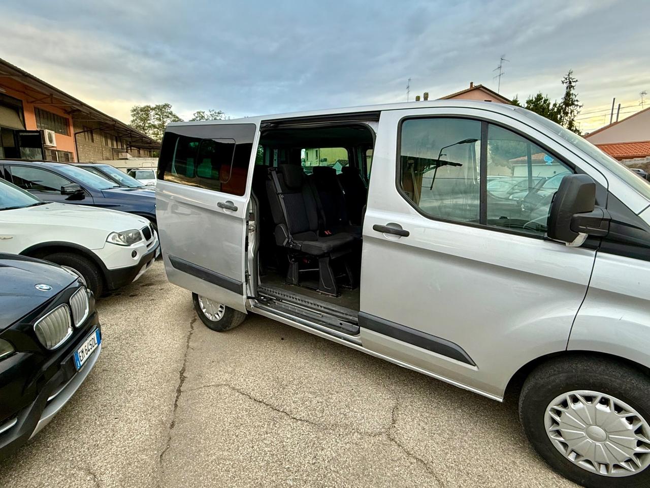 Ford Transit Custom 300 2.2TDCi 125CV 9POSTI 2015
