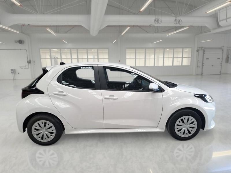 TOYOTA YARIS HYBRID 92CV ACTIVE 5 PORTE BERLINA