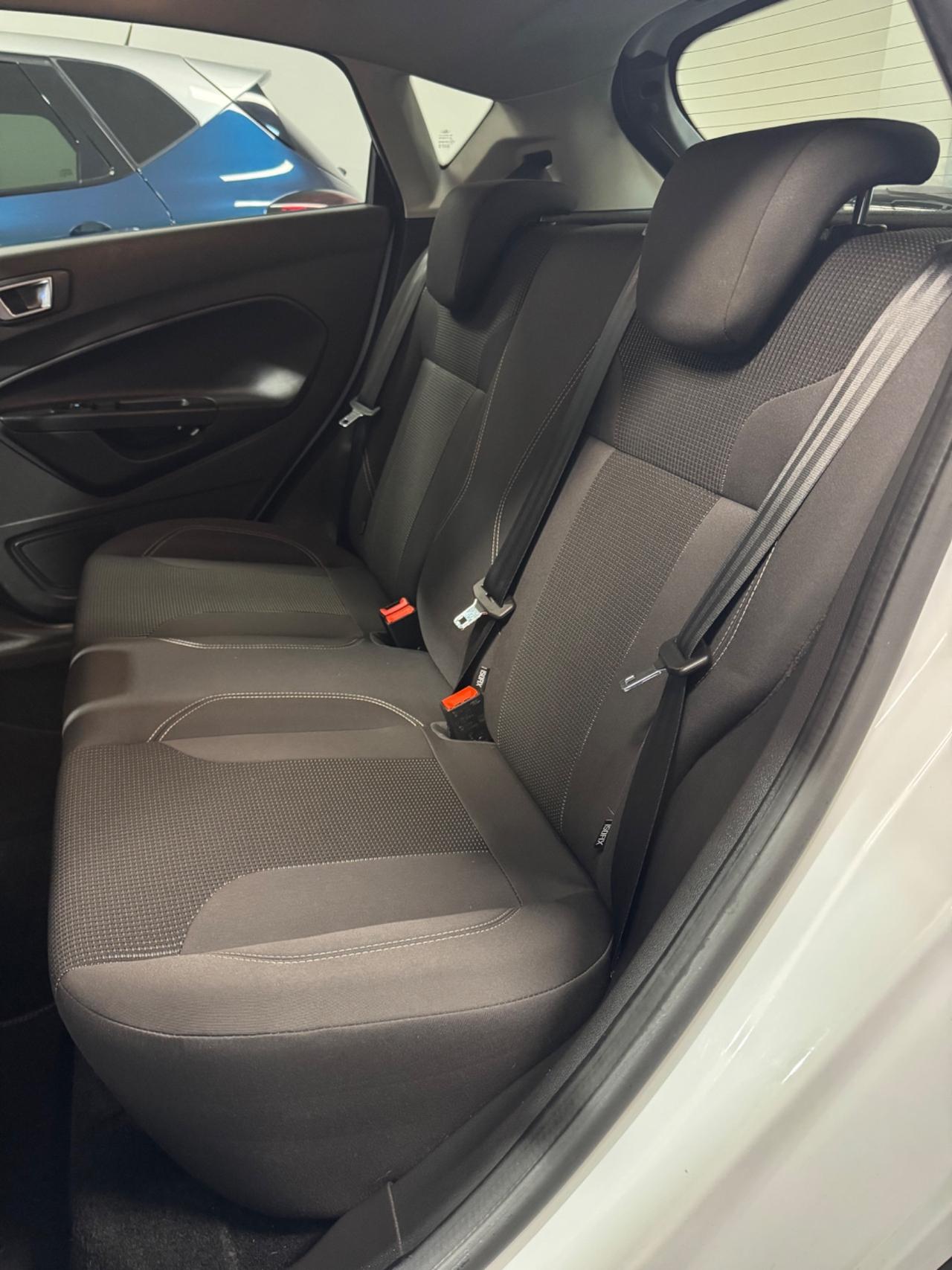 Ford Fiesta 1.5 TDCi 75CV 5 porte Titanium