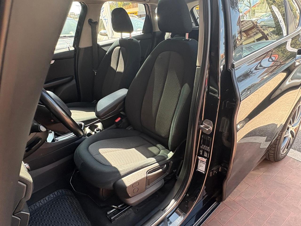 Bmw 218d Auto Active Tourer Advantage