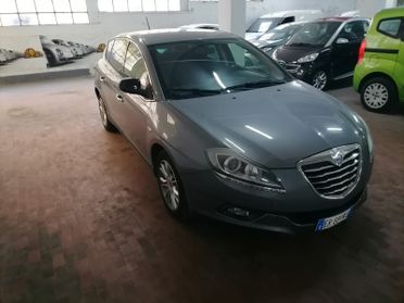 Lancia Delta 1.6 mjet 116cv OK NEOP.