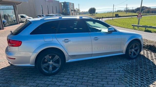 Audi A4 allroad Quattro 3.0 V6 tdi Advanced s-tronic