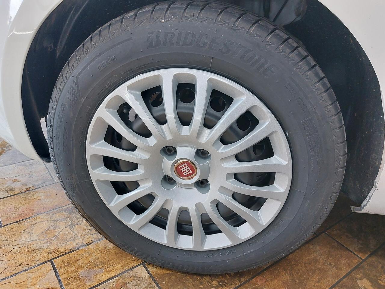 Fiat Punto 1.3 MJT II 75 CV 5 MOTORE NUOVO