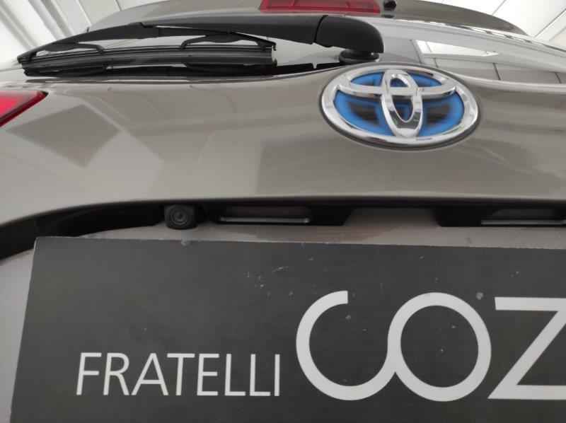 TOYOTA Yaris 3ª serie - Yaris 1.5 Hybrid 5 porte Active