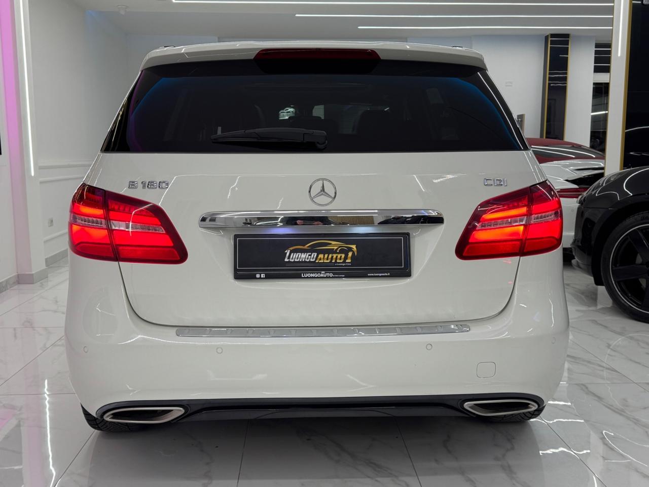 Mercedes-benz B 180d Automatic Premium AMG Iper Full