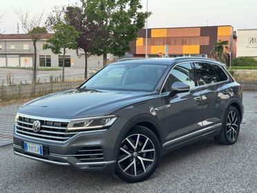 Volkswagen Touareg 3.0 V6 TDI 231cv Garanzia