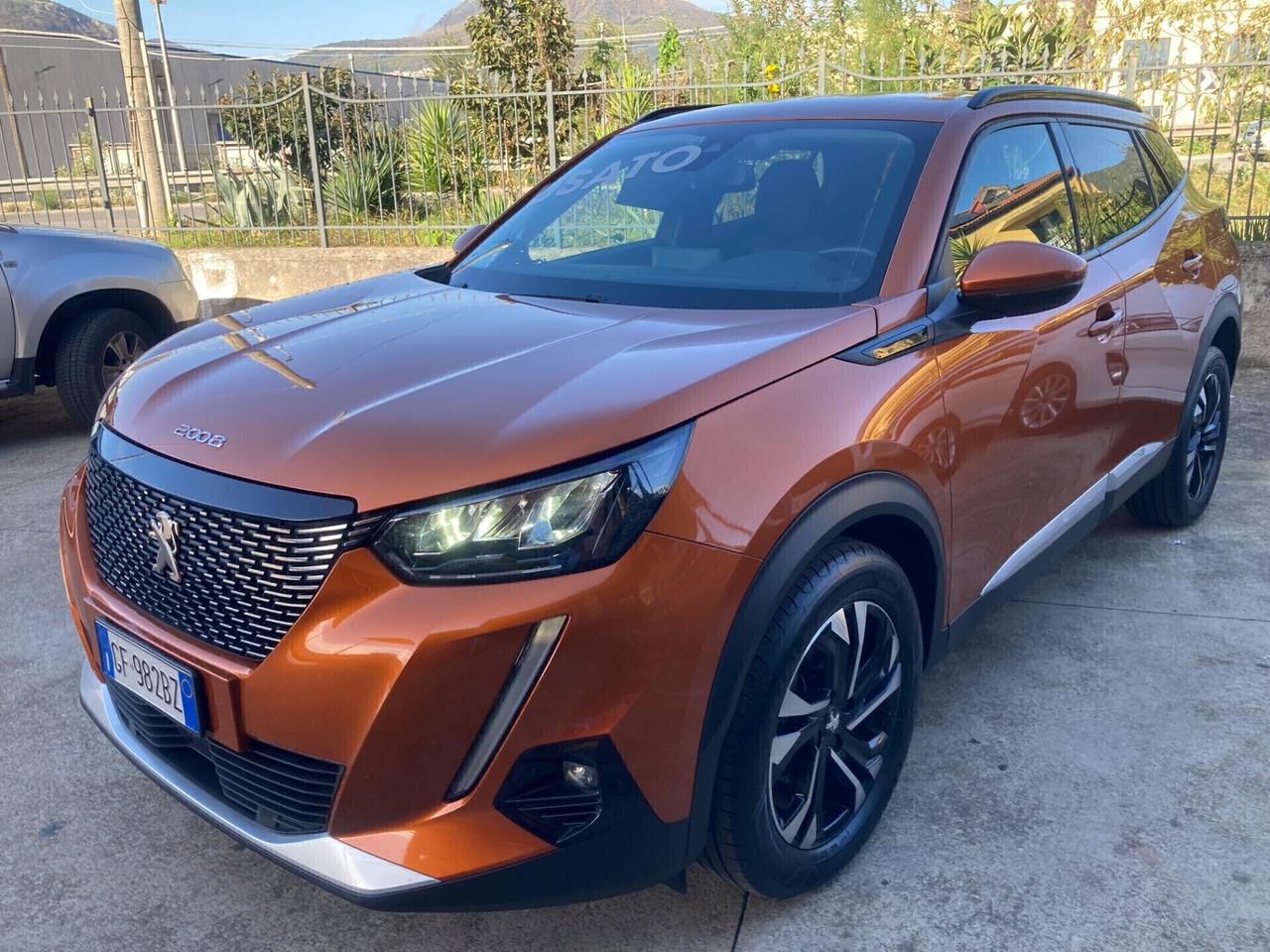 Peugeot 2008 BlueHDi 110 S&S Allure Pack-2021