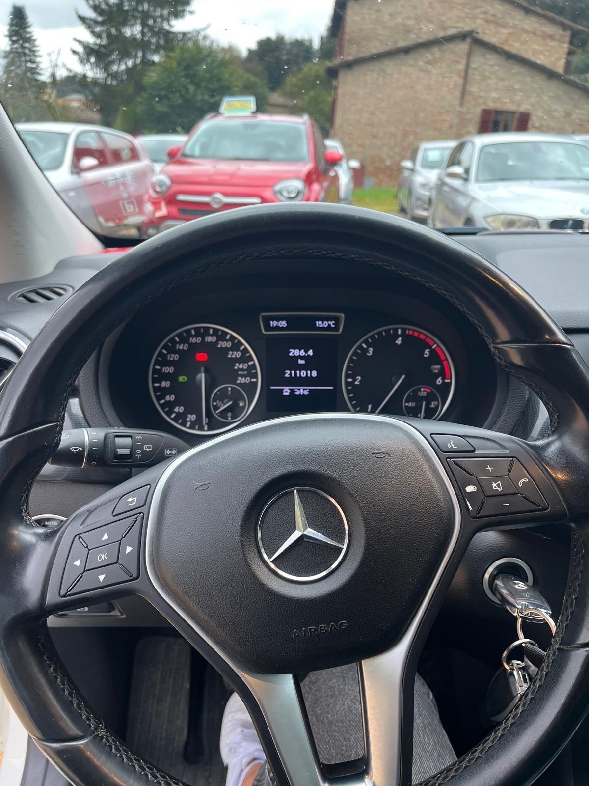 Mercedes-benz B 180 B 180 CDI Premium