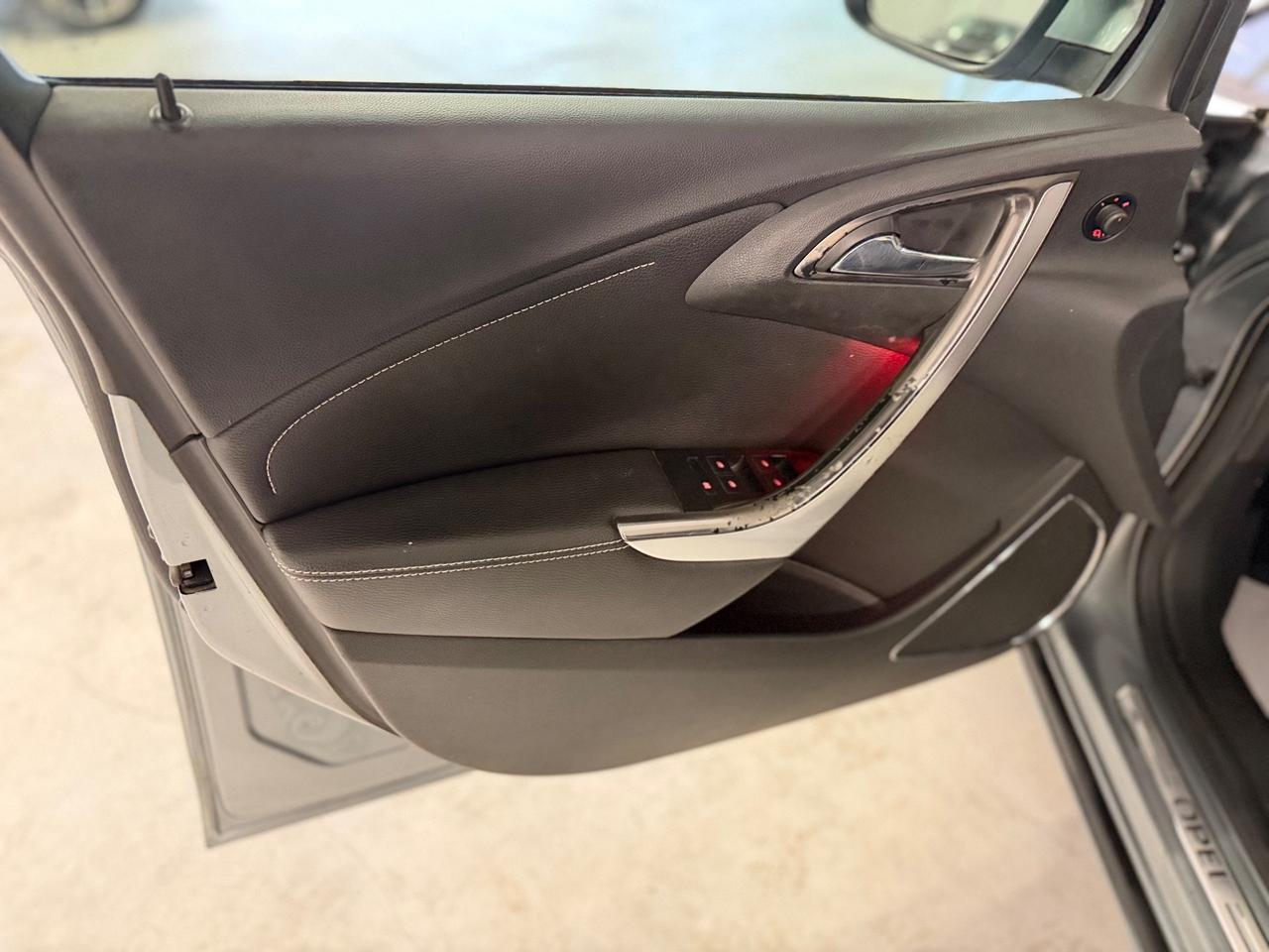 Opel Astra 1.7 CDTI 110CV 5 porte Cosmo