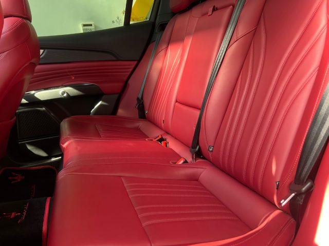 MASERATI Grecale MHEV 330 CV AWD Modena tetto da?529,00 mensili