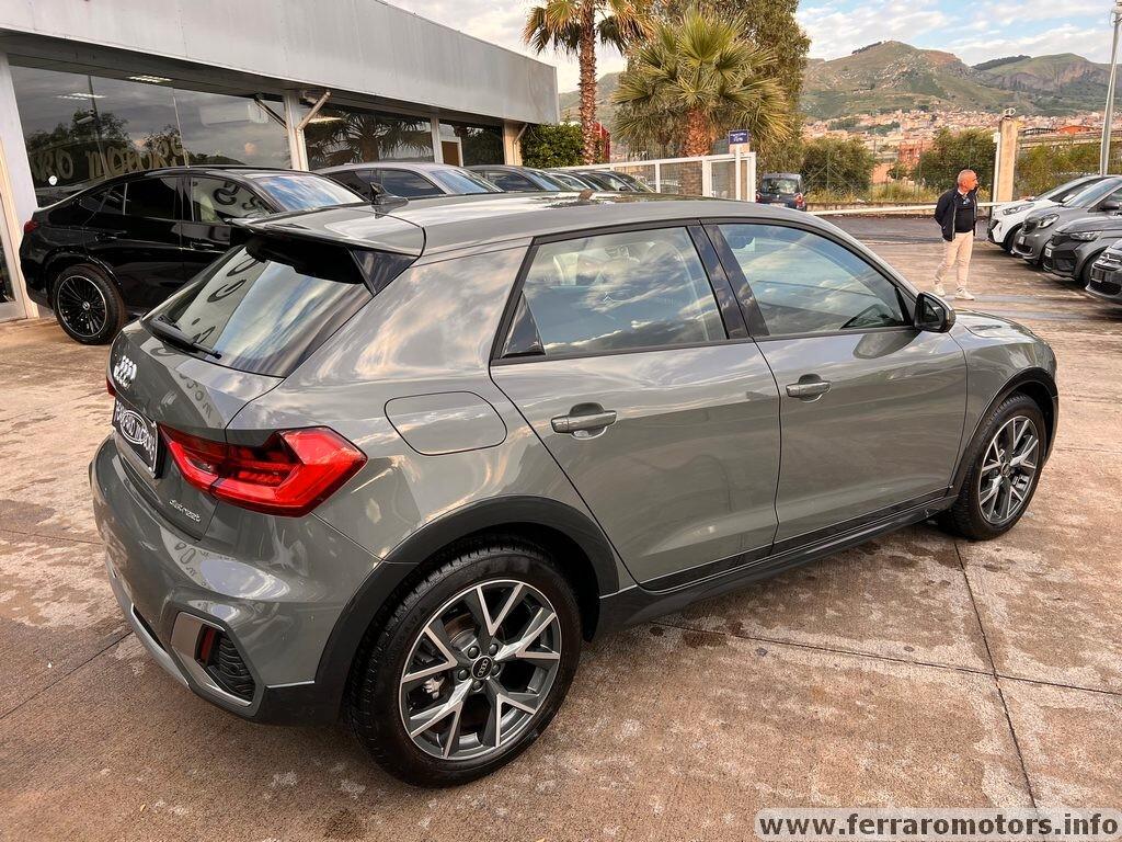 Audi A1 allstreet 30 TFSI S tronic Identity Contrast iva esposta solo 22.000 km