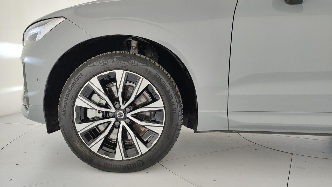 VOLVO XC60 2.0 b4 Plus Dark auto