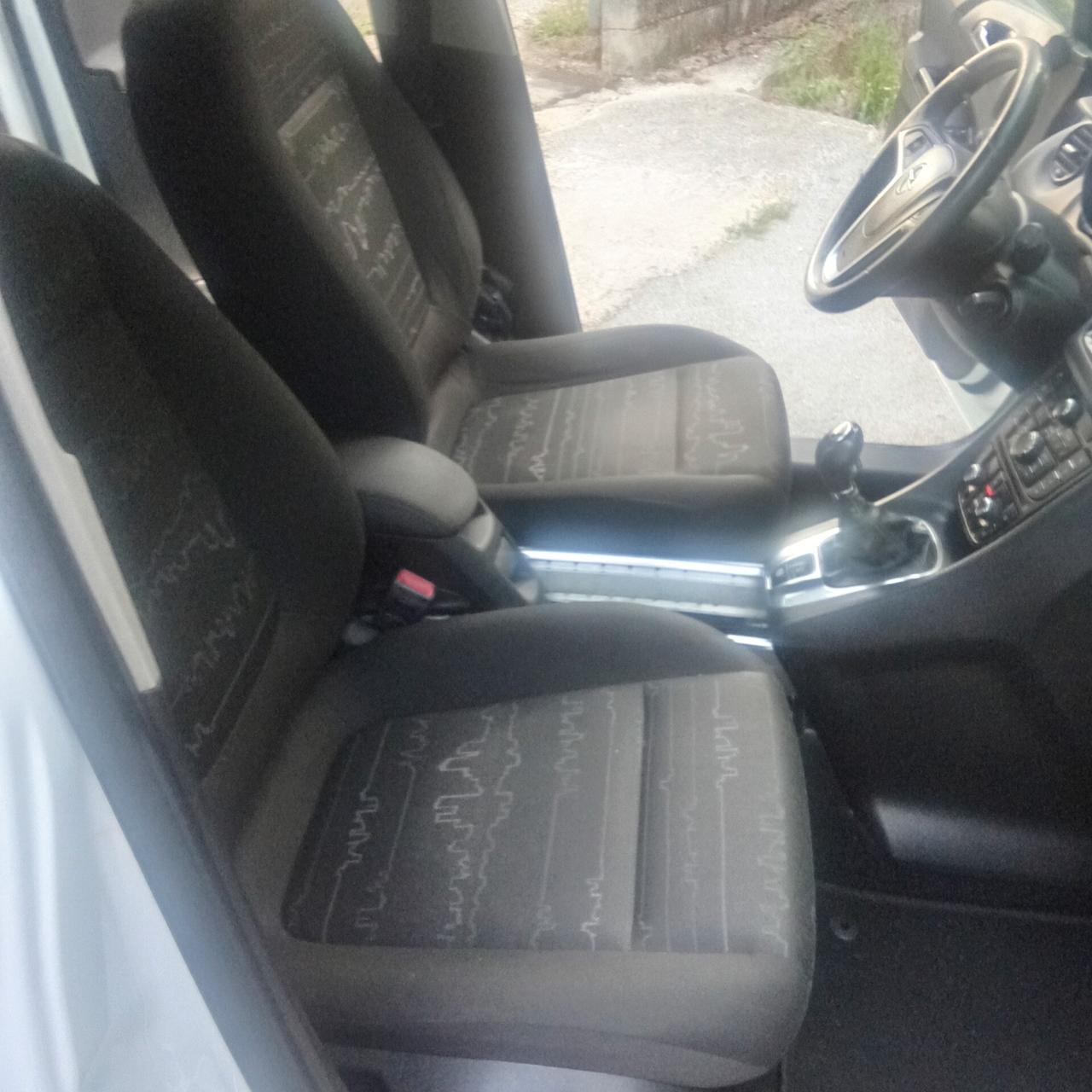 Opel Meriva 1.3 CDTI 75cv 011